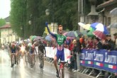 A longa di Schiavon la Zalf fa la corsa, il GPM di Palazzotto la selezione, e Andreetta vince davanti a Villella ancora secondo dietro a un corridore 