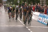 A Bibano Il maltempo frena la seconda tappa del Trittico Veneto - tolti li GPM, circuito piatto e sprint vincente di Zanoncello sul compagno Viviani